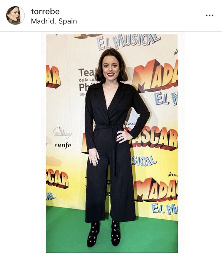 Adriana_Torrebejano_-_Botín_bordado_Chi